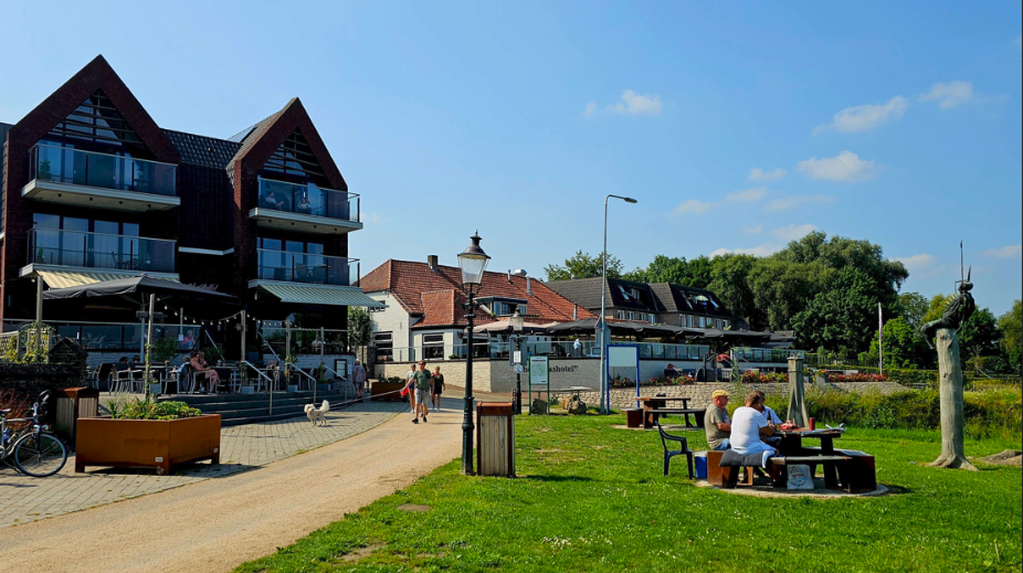 Het-Maashotel-in-Broekhuizen