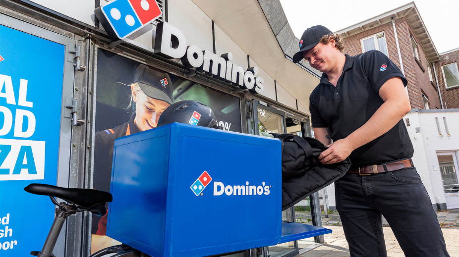 Jesper-van-der-heijden-dominos-please